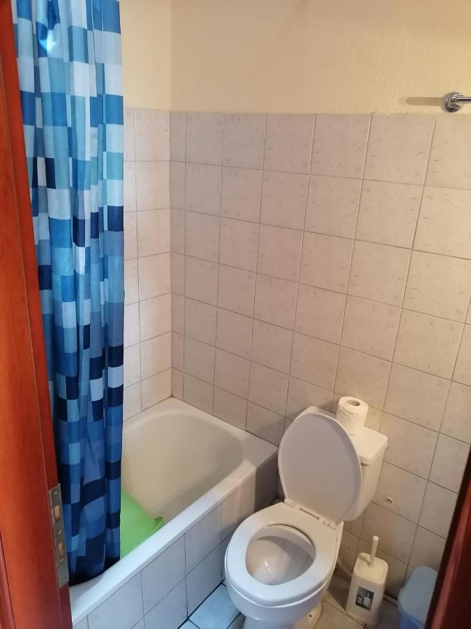 House Lena * סארטי